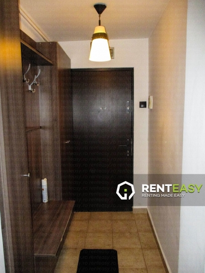 De vanzare!Apartament decomandat cu 3 camere situat pe Bulevardul Independentei - UMF